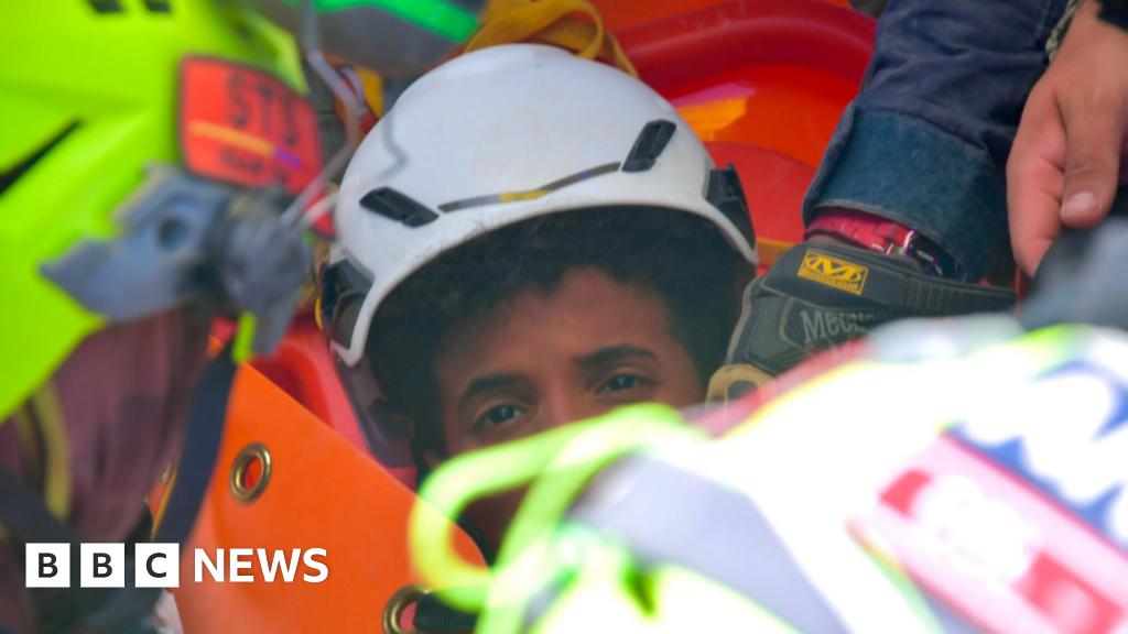 Two boys pulled from Venezuela earthquake rubble among 33 people rescued over weekend – BBC