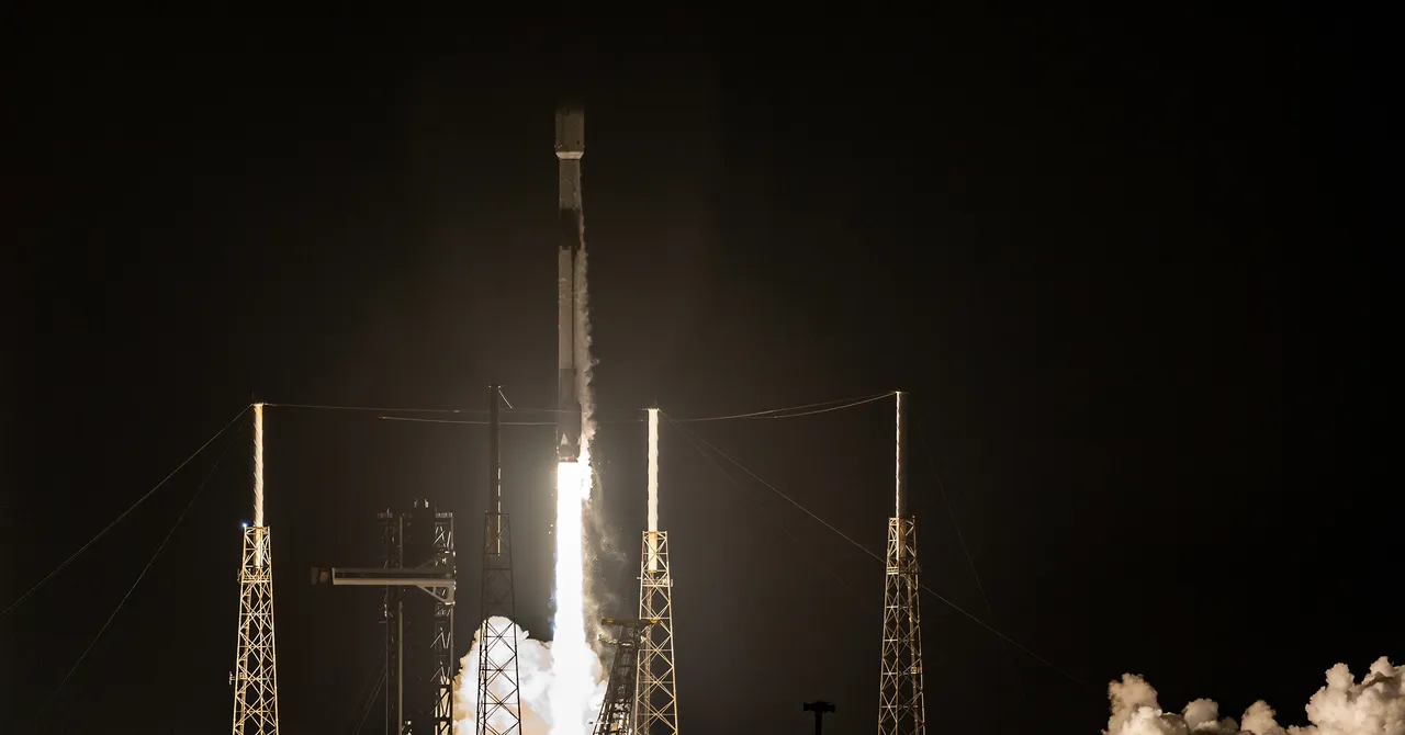 SpaceX’s Falcon 9 Rocket Is About to Crash Into the Moon—and It Could Be Visible From Earth – WIRED
