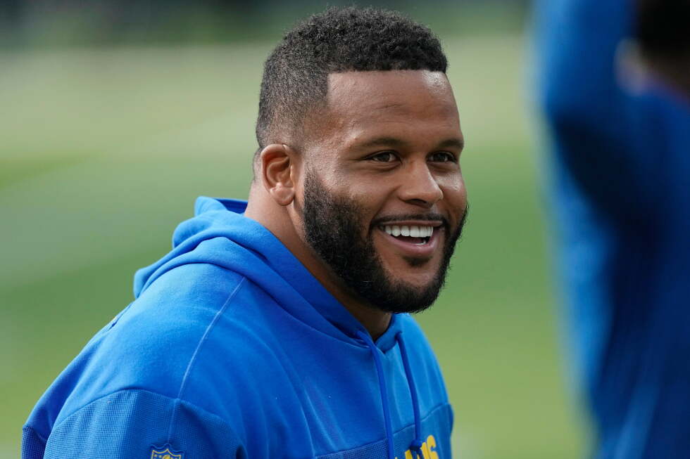Aaron Donald ends his 2 1/2-year retirement and returns to the Los Angeles Rams – AP News