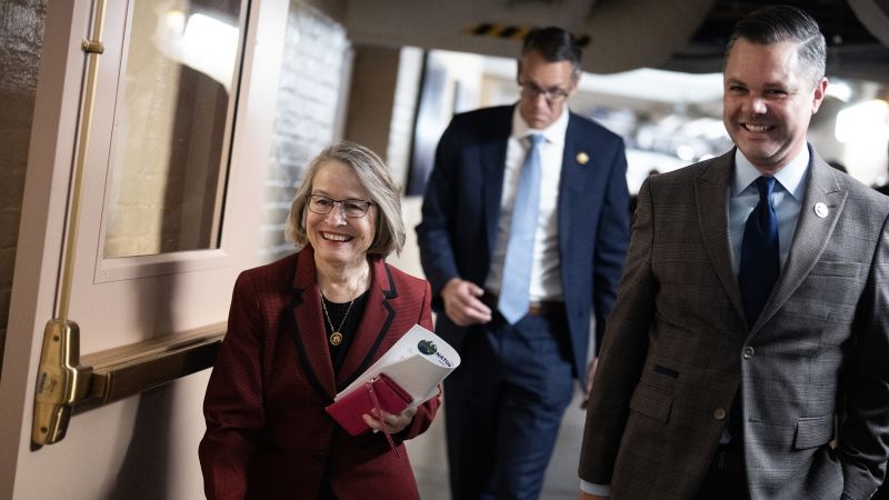 Trump famously demands loyalty. Vulnerable midterm Republicans are increasingly defying him in public – CNN
