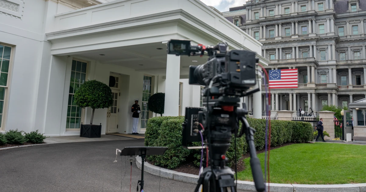 CNN and MS NOW denied White House access after Trump announces ban – NBC News