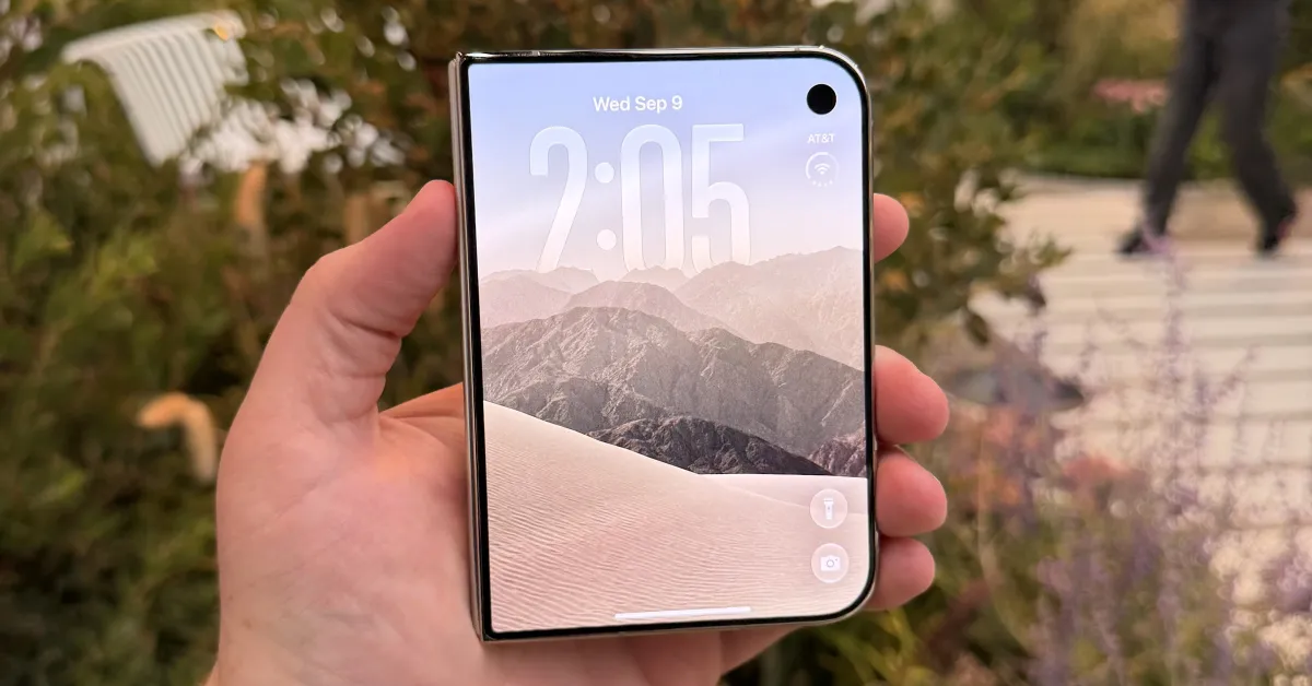 Apple VP of hardware talks iPhone Duo durability, crease, hinge, and more – 9to5Mac