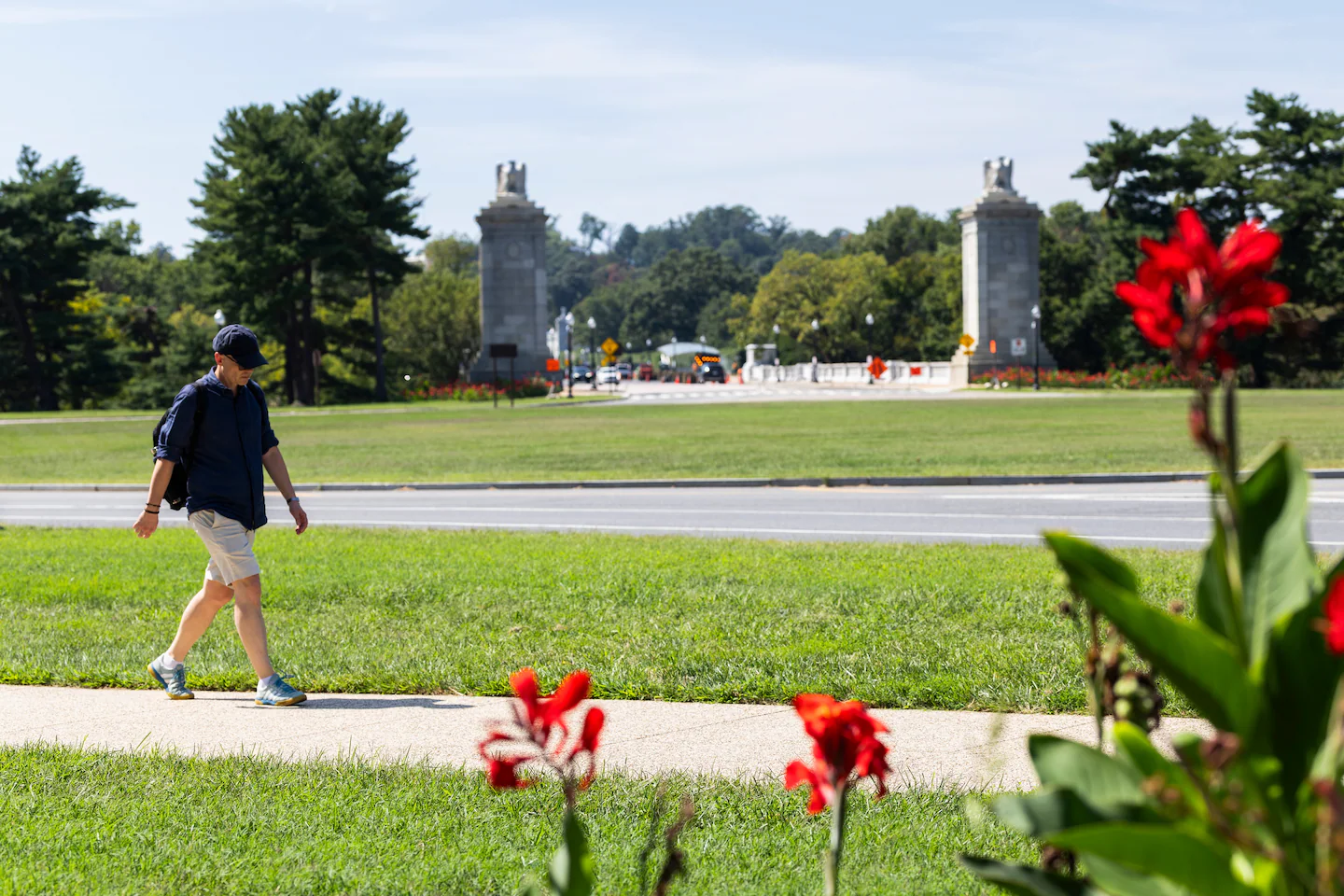 Trump’s plan to militarize proposed arch raises new legal, safety concerns – The Washington Post